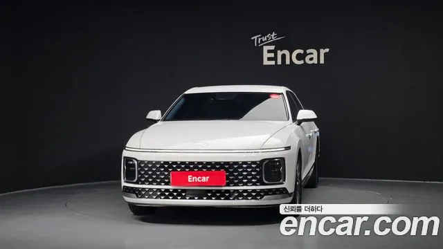 Hyundai Grandeur GN7 — Фото автомобиля 3