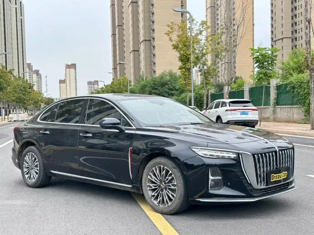 Hongqi H5 — Фото автомобиля 3