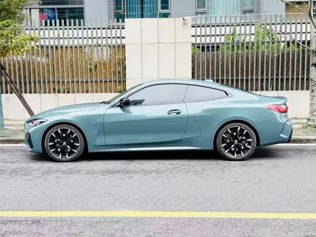 BMW BMW 4 Series 2024 430i M Sport Shadow Edition — Фото автомобиля 2