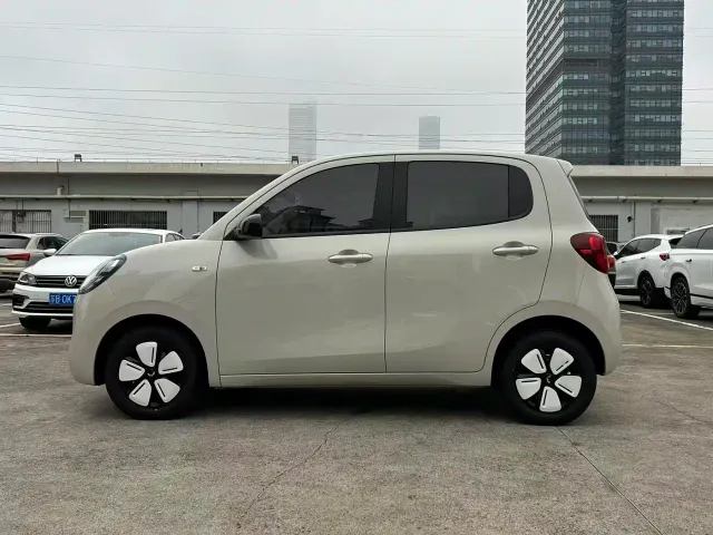Wuling Hongguang Mini EV — Фото автомобиля 11