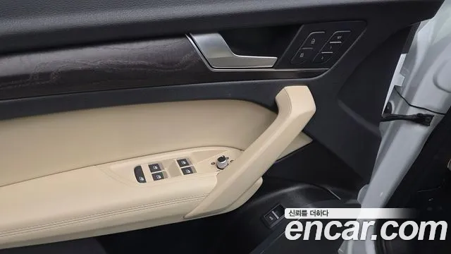 Audi Q5 45 TFSI quattro Premium — Фото автомобиля 16