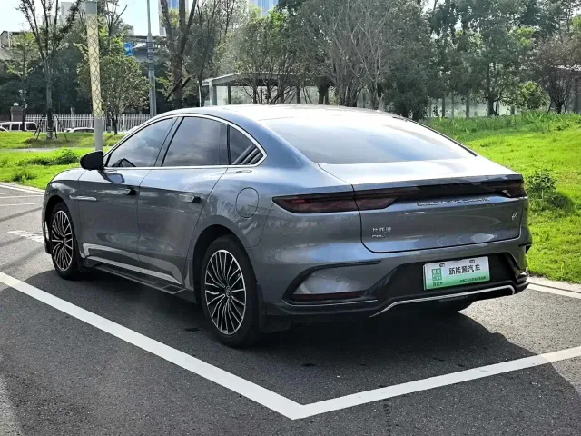 BYD Han — Фото автомобиля 14