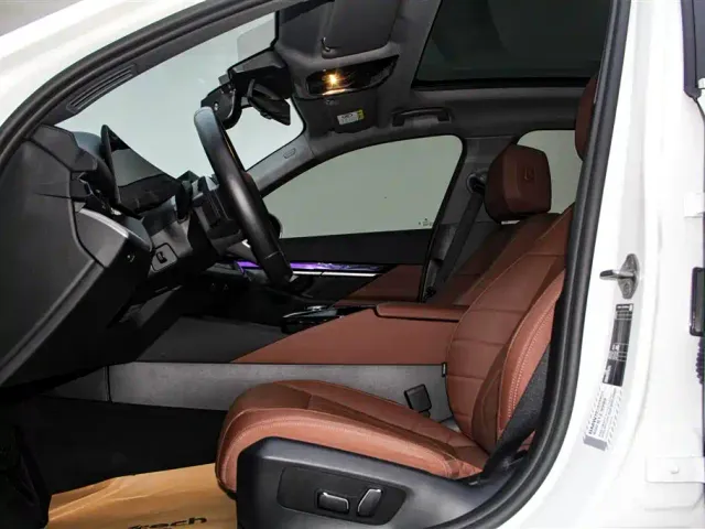 BMW 5 Series — Фото автомобиля 23