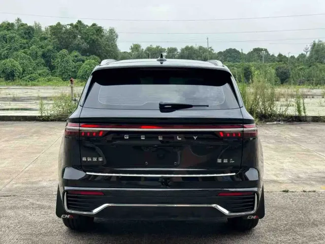 Geely Xingyue L — Фото автомобиля 8