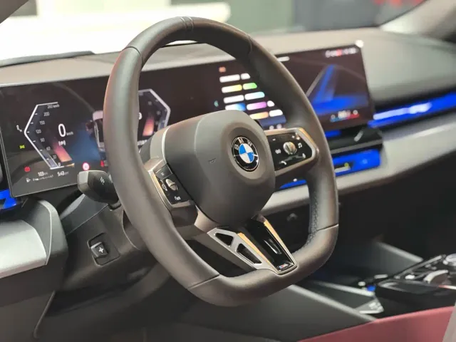 BMW 5 Series — Фото автомобиля 7
