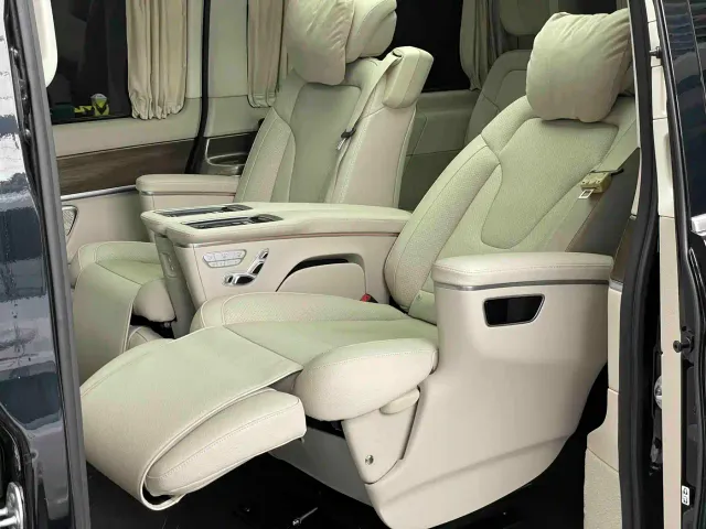 Mercedes-Benz V-Class — Фото автомобиля 15