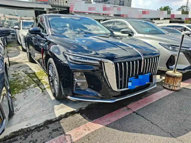 Hongqi H5 — Фото автомобиля 3