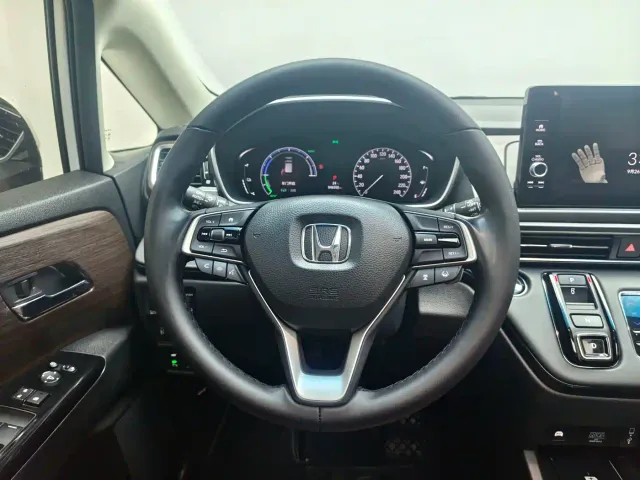 Honda Odyssey — Фото автомобиля 15