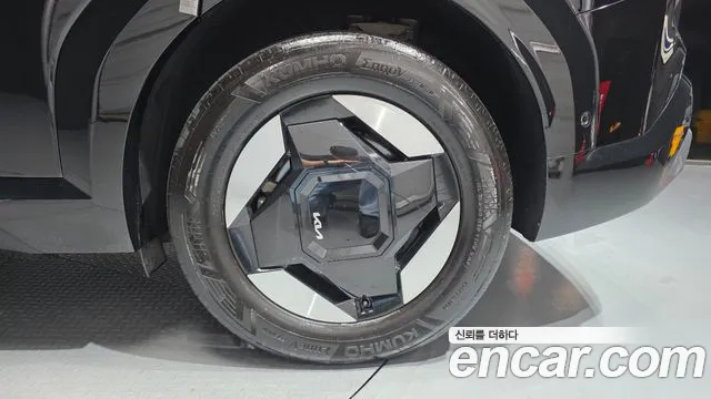 Kia EV9 — Фото автомобиля 18