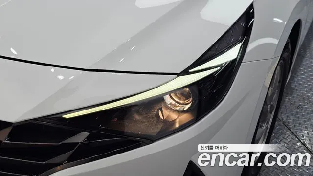 Hyundai AVANTE Avante (CN7) — Фото автомобиля 21