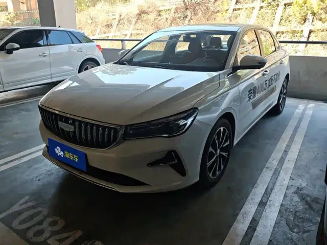 Фотография автомобиля — Geely Emgrand