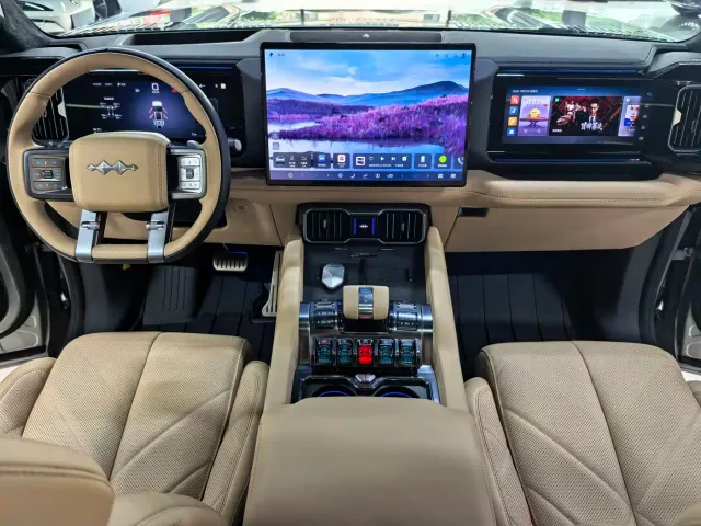 BYD FangChengBao Leopard 8 — Фото автомобиля 6