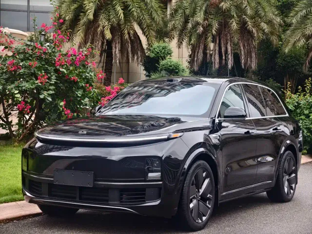 Фотография автомобиля — Li Auto L8