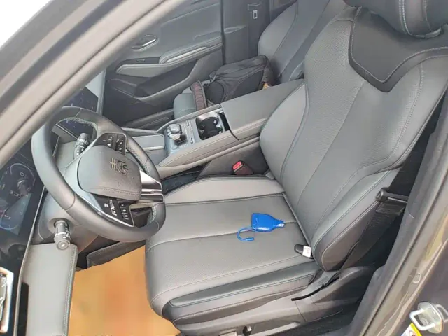 BYD Qin L — Фото автомобиля 14