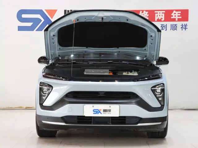 Nio ES6 — Фото автомобиля 18