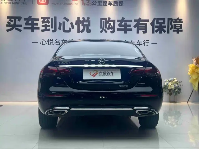 Mercedes-Benz E-Class — Фото автомобиля 14
