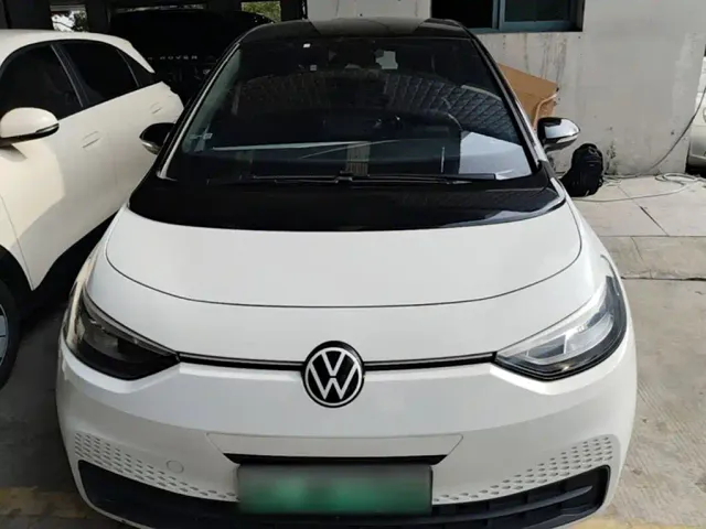 Volkswagen ID.3 — Фото автомобиля 11