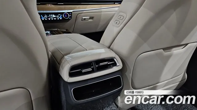 Genesis G80 Бензин 2.5 турбо AWD — Фото автомобиля 26