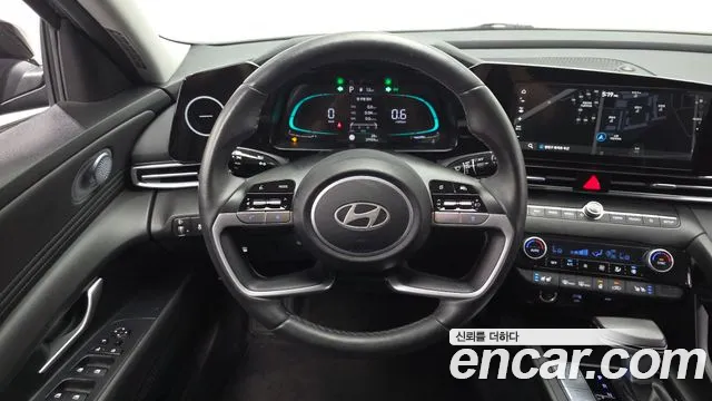 Hyundai AVANTE Новый Avante (CN7) — Фото автомобиля 13
