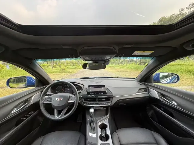 Cadillac Cadillac CT4 2022 28T Luxury Model — Фото автомобиля 13