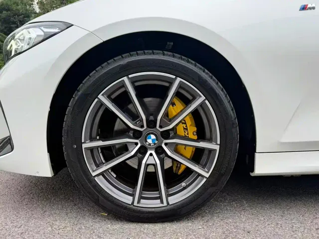 BMW 3 Series — Фото автомобиля 5