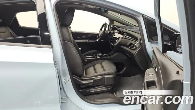 Chevrolet Bolt EV — Фото автомобиля 16