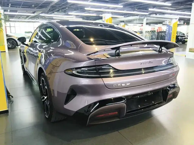 Xiaomi SU7 — Фото автомобиля 4