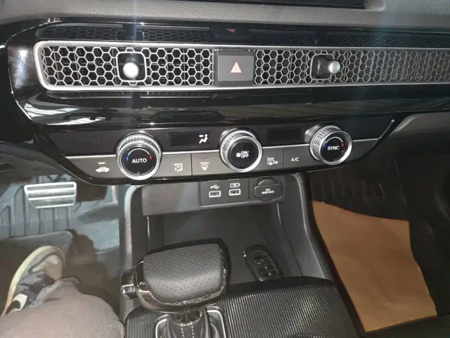 Honda Civic — Фото автомобиля 12