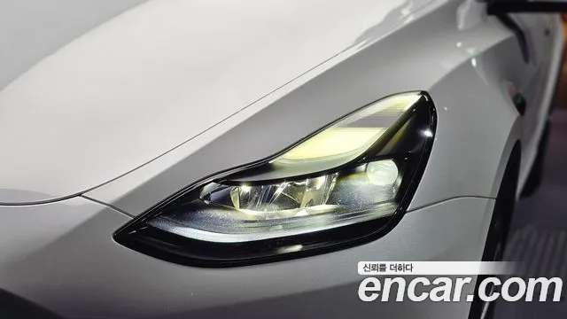 Tesla Model Y — Фото автомобиля 7