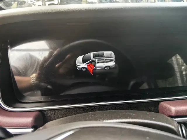 GAC Trumpchi M6 — Фото автомобиля 10