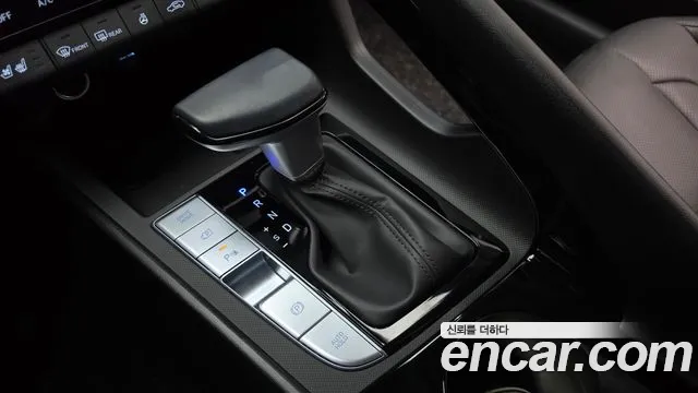 Hyundai Avante — Фото автомобиля 12
