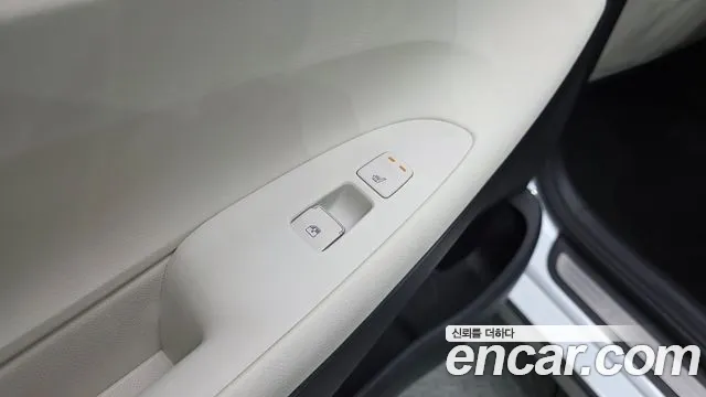 Hyundai Grandeur New — Фото автомобиля 30