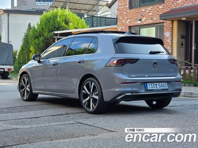 Volkswagen Golf Golf 8 поколение 2.0 TDI Prestige — Фото автомобиля 4