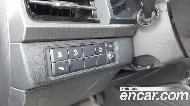 KG_Mobility_Ssangyong Rexton Новый Rexton Sport Дизель 2.2 4WD — Фото автомобиля 18