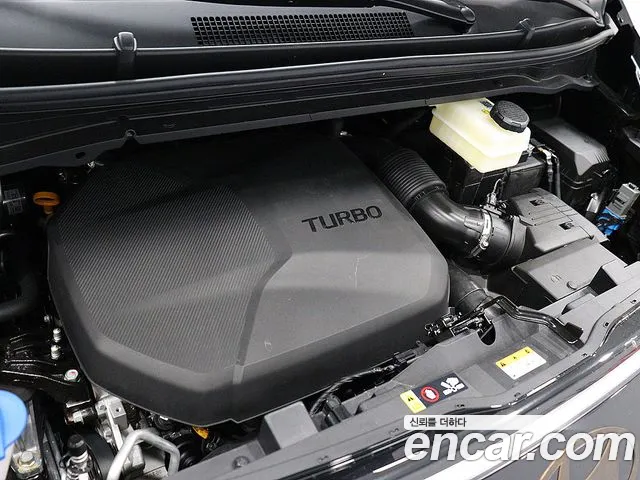 Hyundai Staria Staria 4WD Lounge 7 мест — Фото автомобиля 19