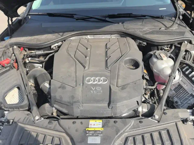Audi A8 — Фото автомобиля 10