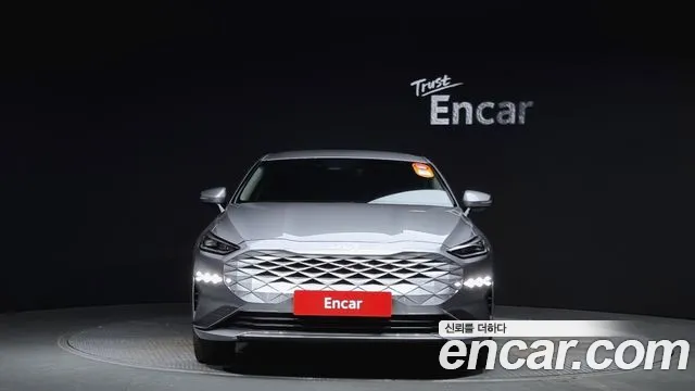 Kia K8 — Фото автомобиля 3