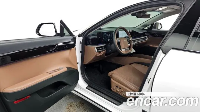 Hyundai Grandeur GN7 — Фото автомобиля 10
