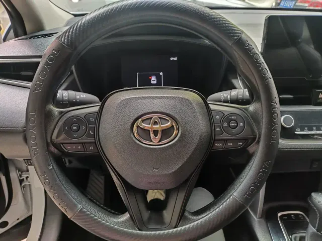Toyota Corolla Cross — Фото автомобиля 12