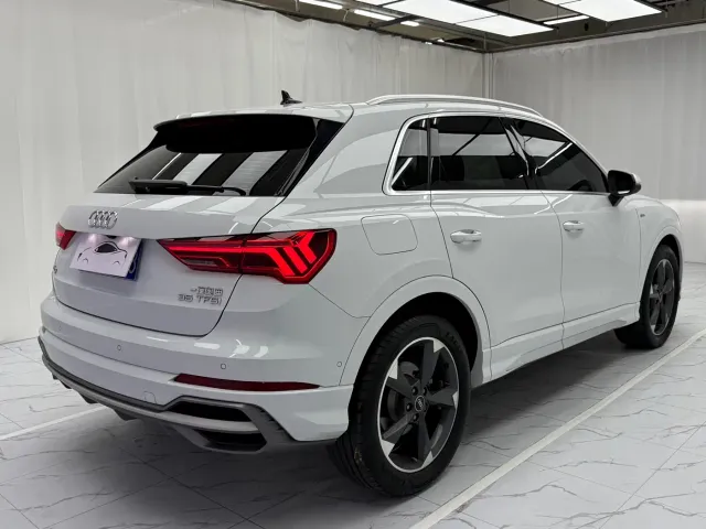 Audi Q3 — Фото автомобиля 6