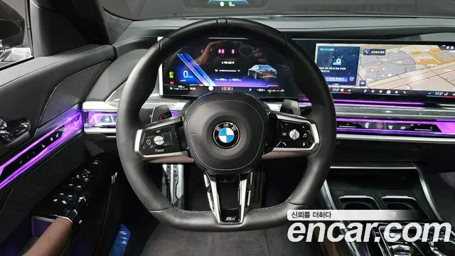 BMW 7-Series 7 серия (G70) 740i sDrive M Sport — Фото автомобиля 13