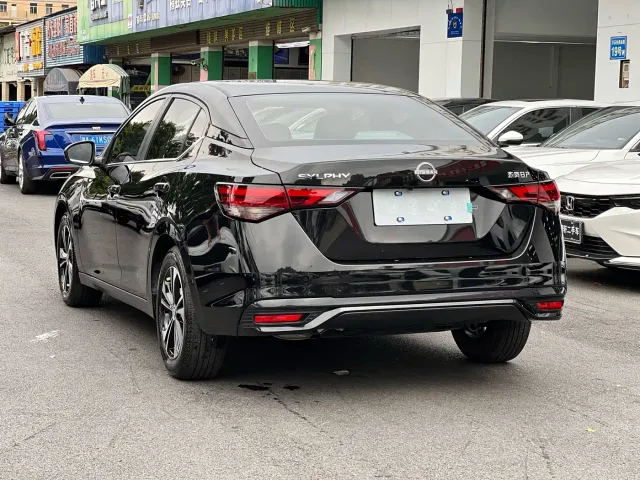 Nissan Sylphy — Фото автомобиля 7