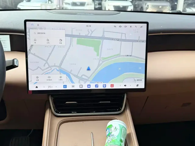 Dongfeng Aeolus L8 — Фото автомобиля 8