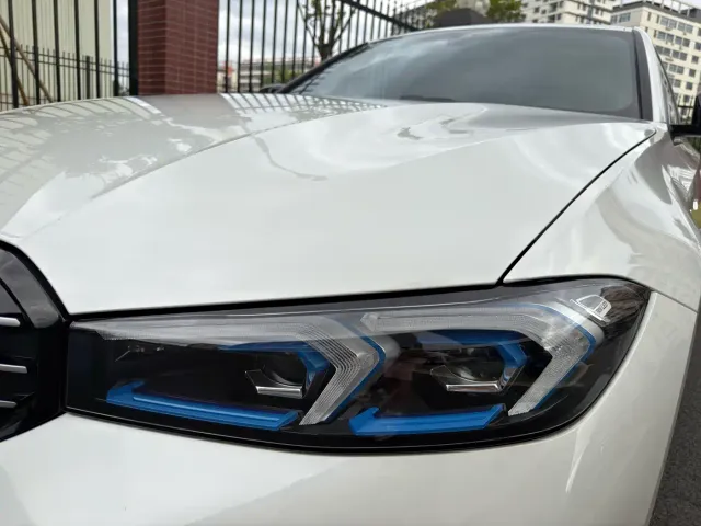 BMW 3 Series — Фото автомобиля 23