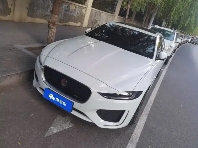 Фотография автомобиля — Jaguar XEL