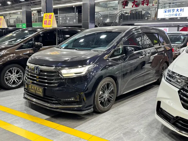 Фотография автомобиля — Honda Odyssey