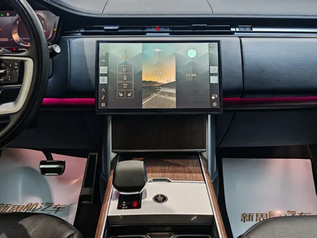 Land Rover Range Rover — Фото автомобиля 16