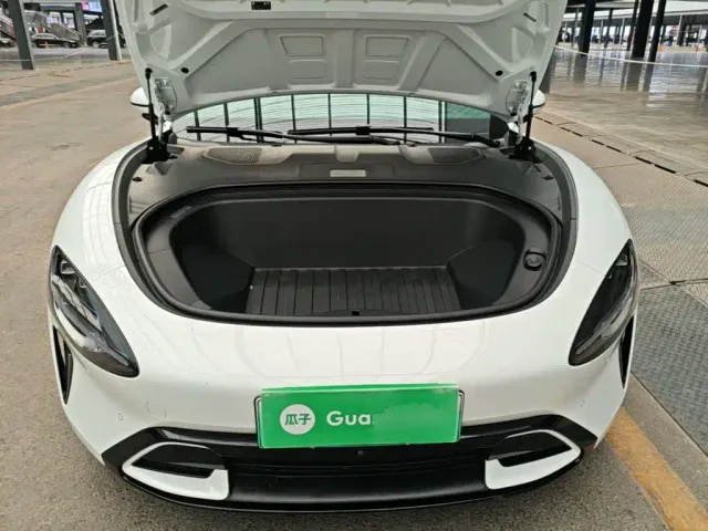 Xiaomi SU7 — Фото автомобиля 19