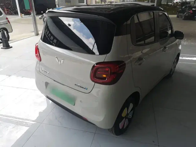 Wuling Hongguang Mini EV — Фото автомобиля 6