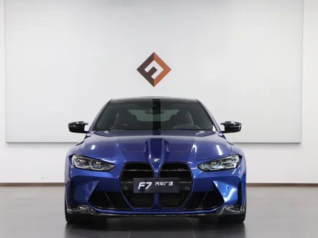 BMW M4 — Фото автомобиля 2